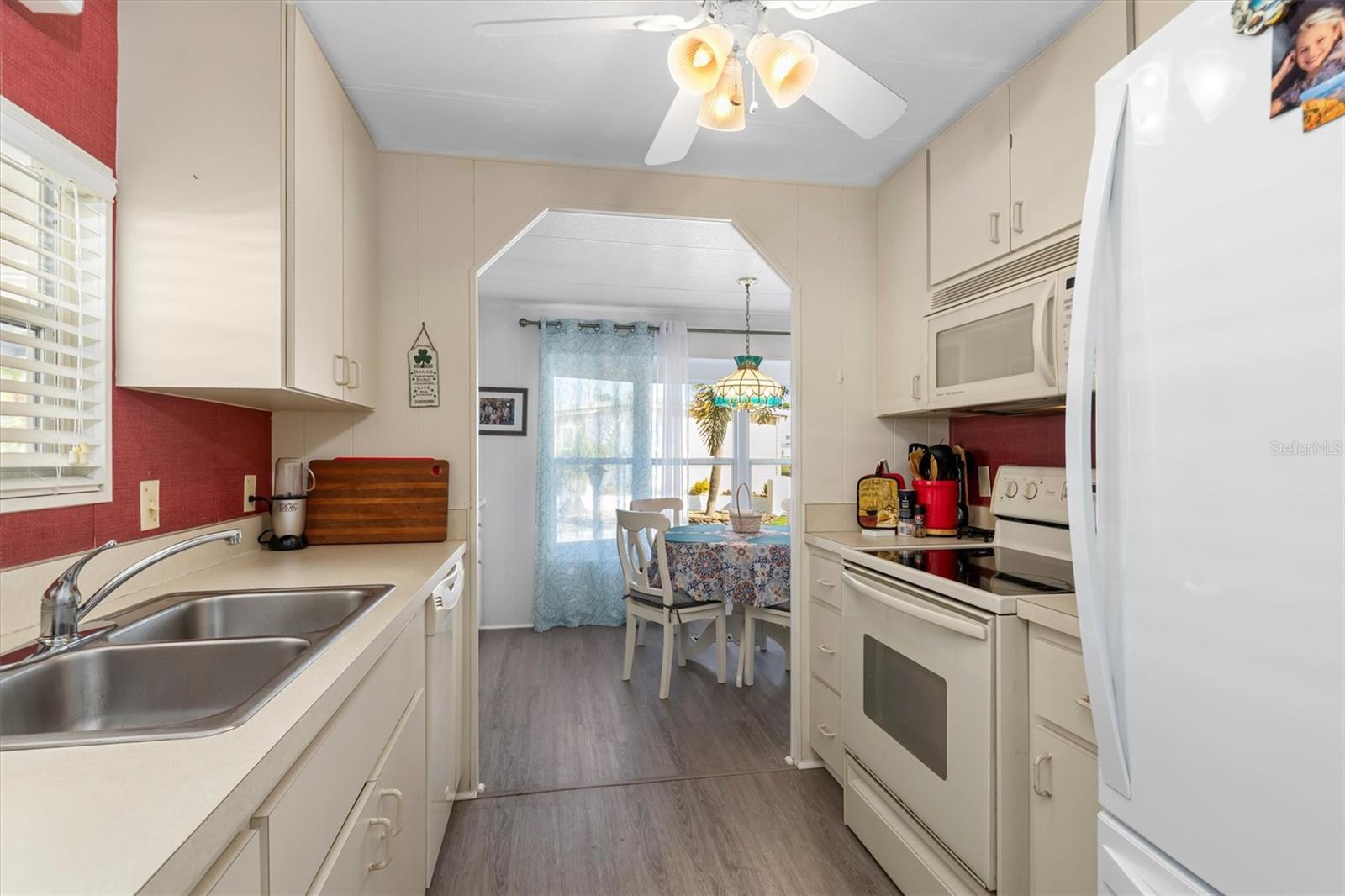 Image 8 of 43 For 511 Crampton Lane