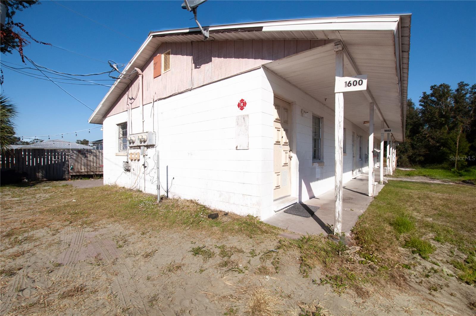 Image 3 of 4 For 1600 Floridian Circle