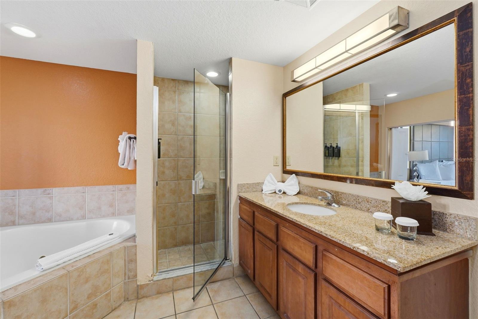 Image 19 of 37 For 12544 Floridays Resort Drive 312b