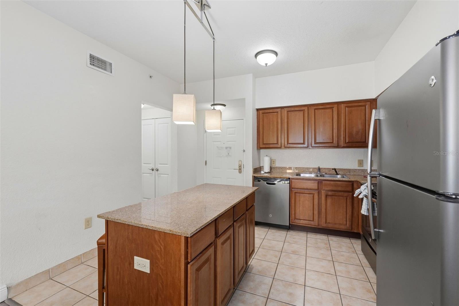 Image 9 of 37 For 12544 Floridays Resort Drive 312b