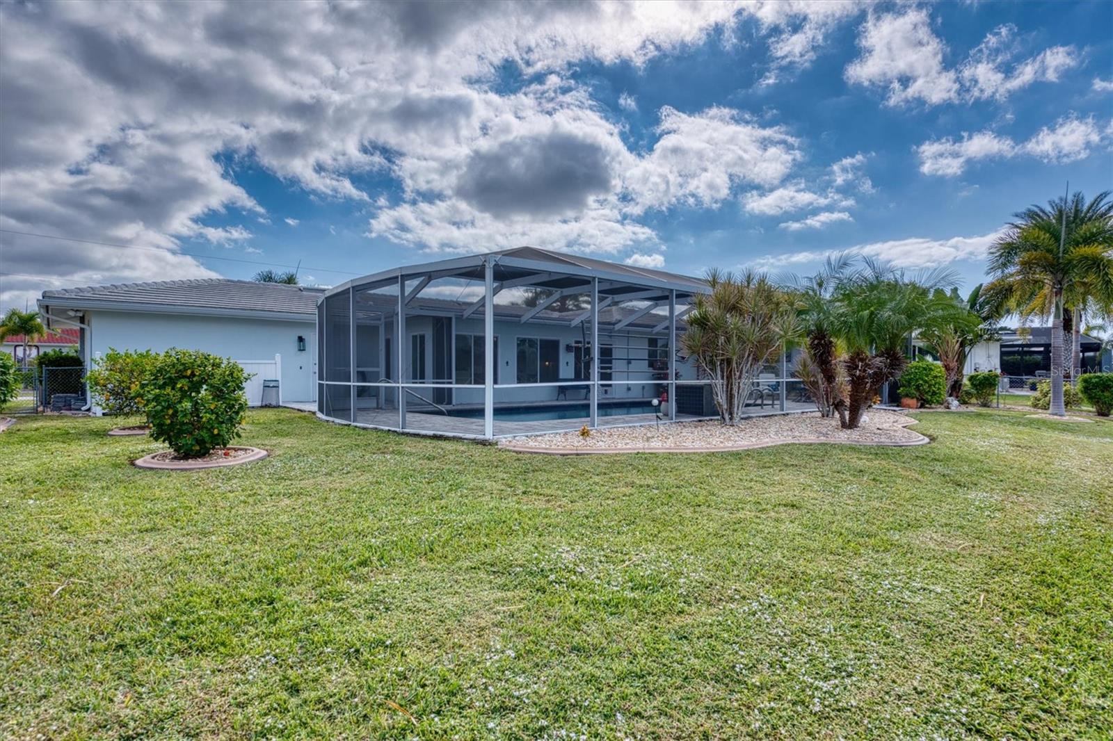 Image 63 of 83 For 941 Don Juan Court