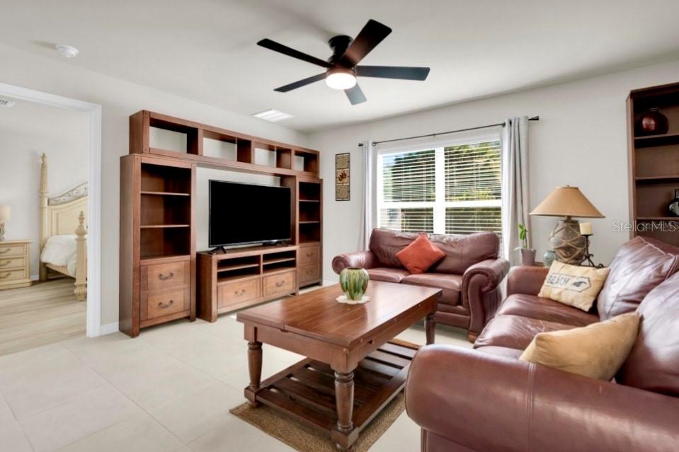 Image 14 of 31 For 1199 Ample Avenue