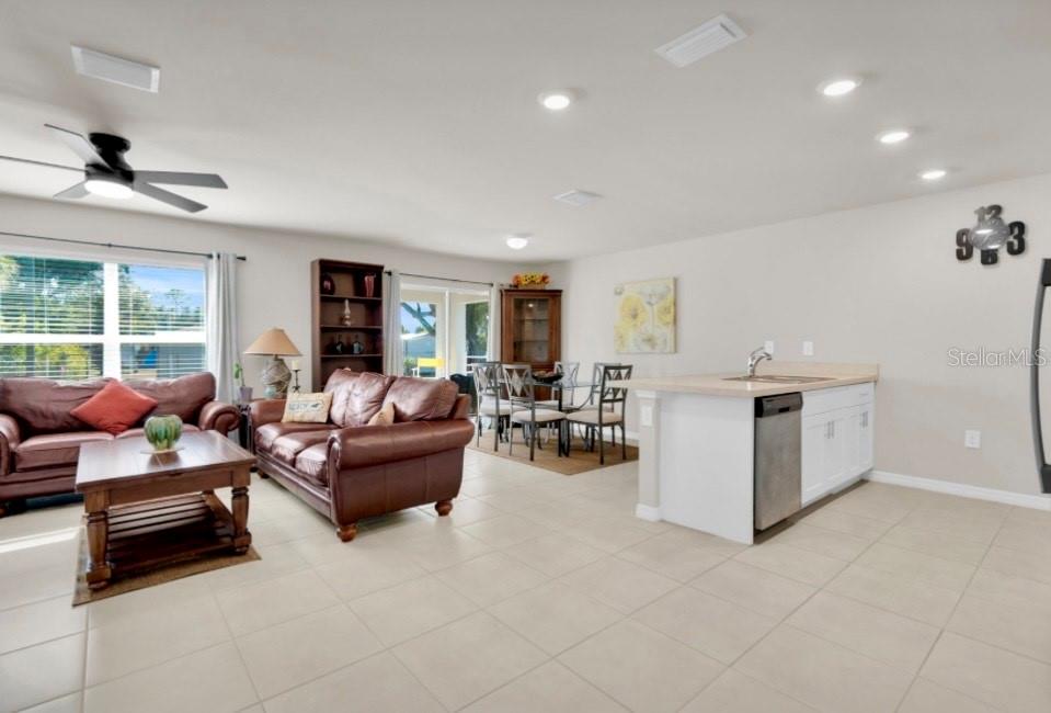 Image 9 of 31 For 1199 Ample Avenue