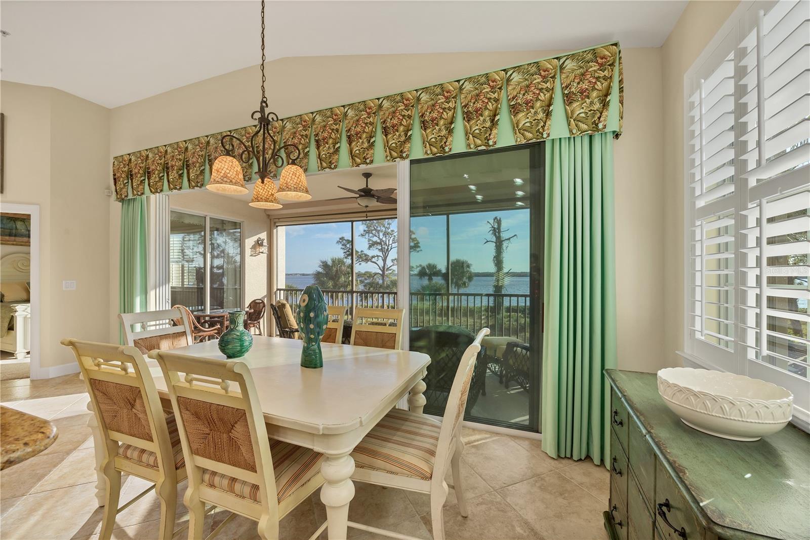 Image 12 of 44 For 4746 Club Drive 202