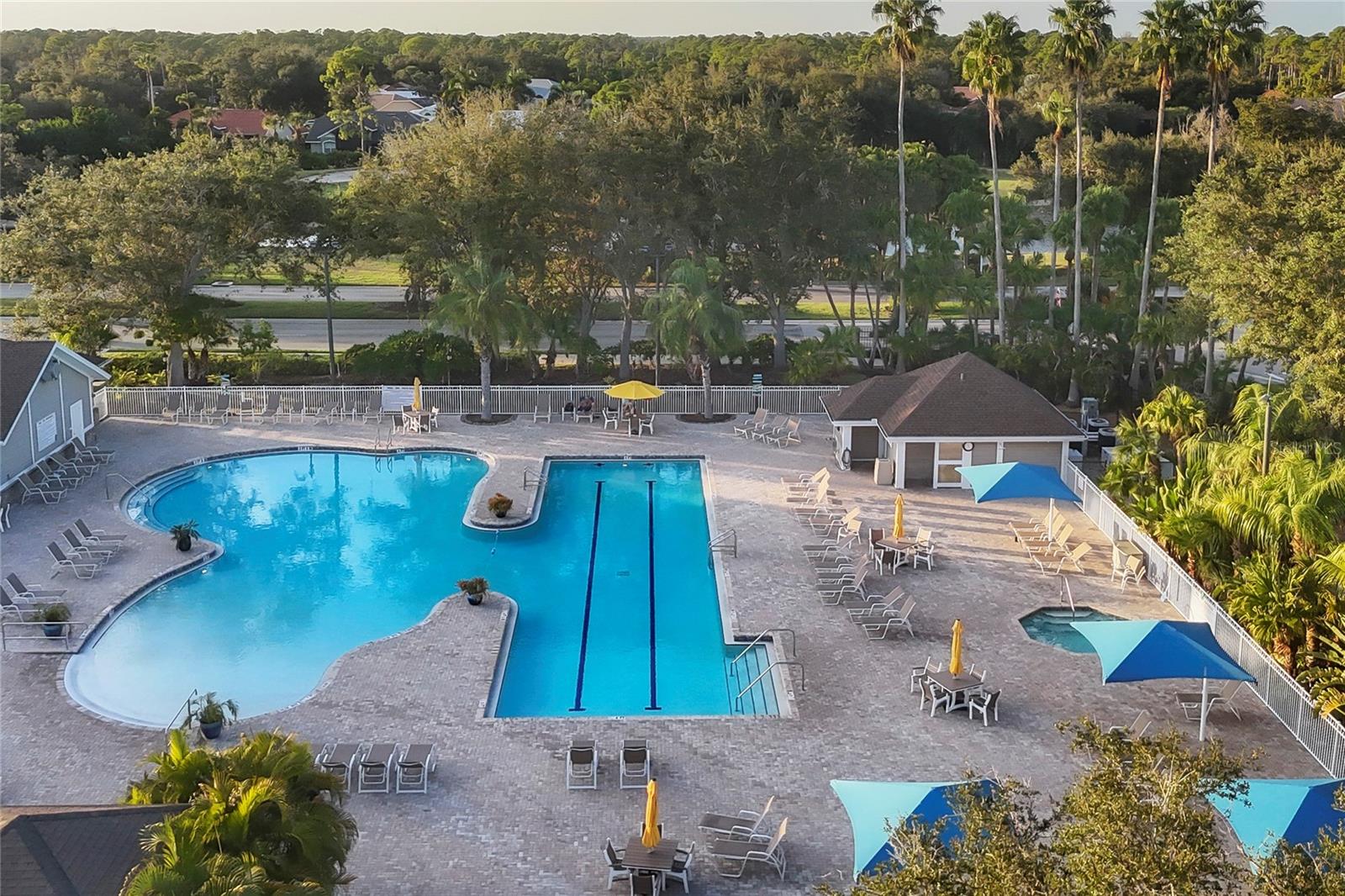 Image 34 of 44 For 4746 Club Drive 202