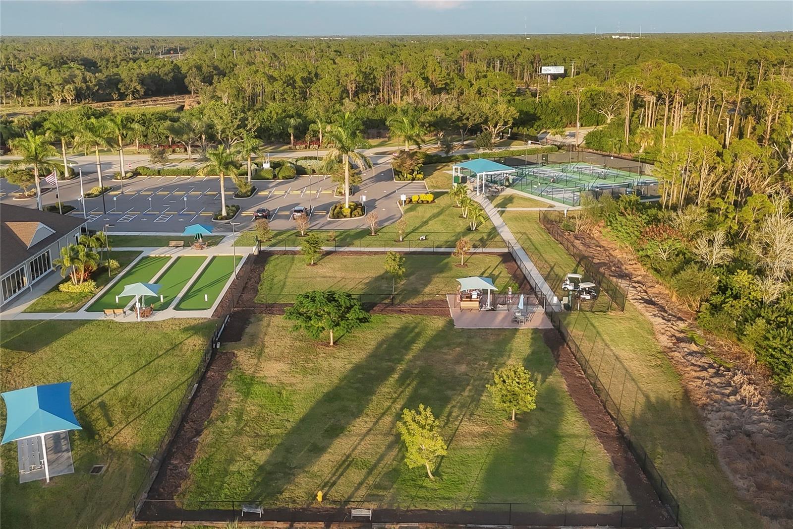 Image 38 of 44 For 4746 Club Drive 202