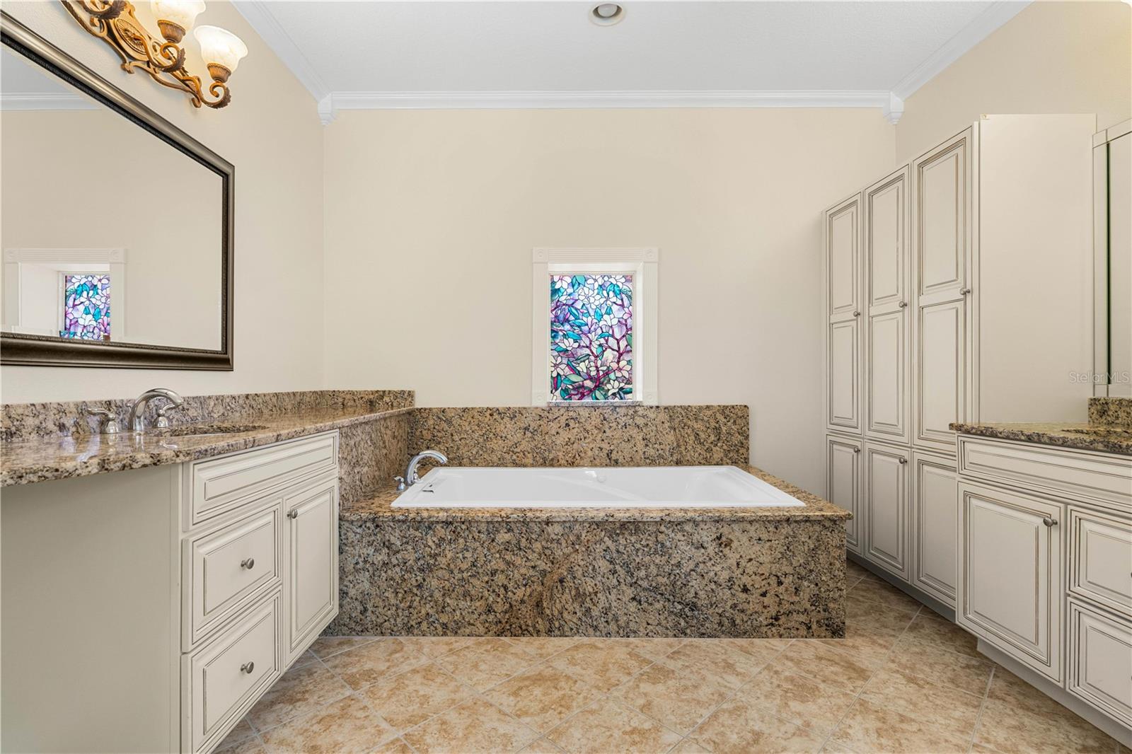 Image 39 of 70 For 8289 Aviary Road