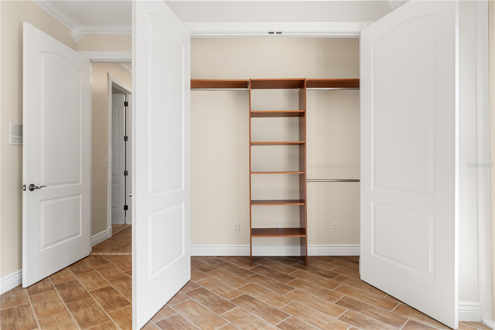 Image 52 of 70 For 8289 Aviary Road