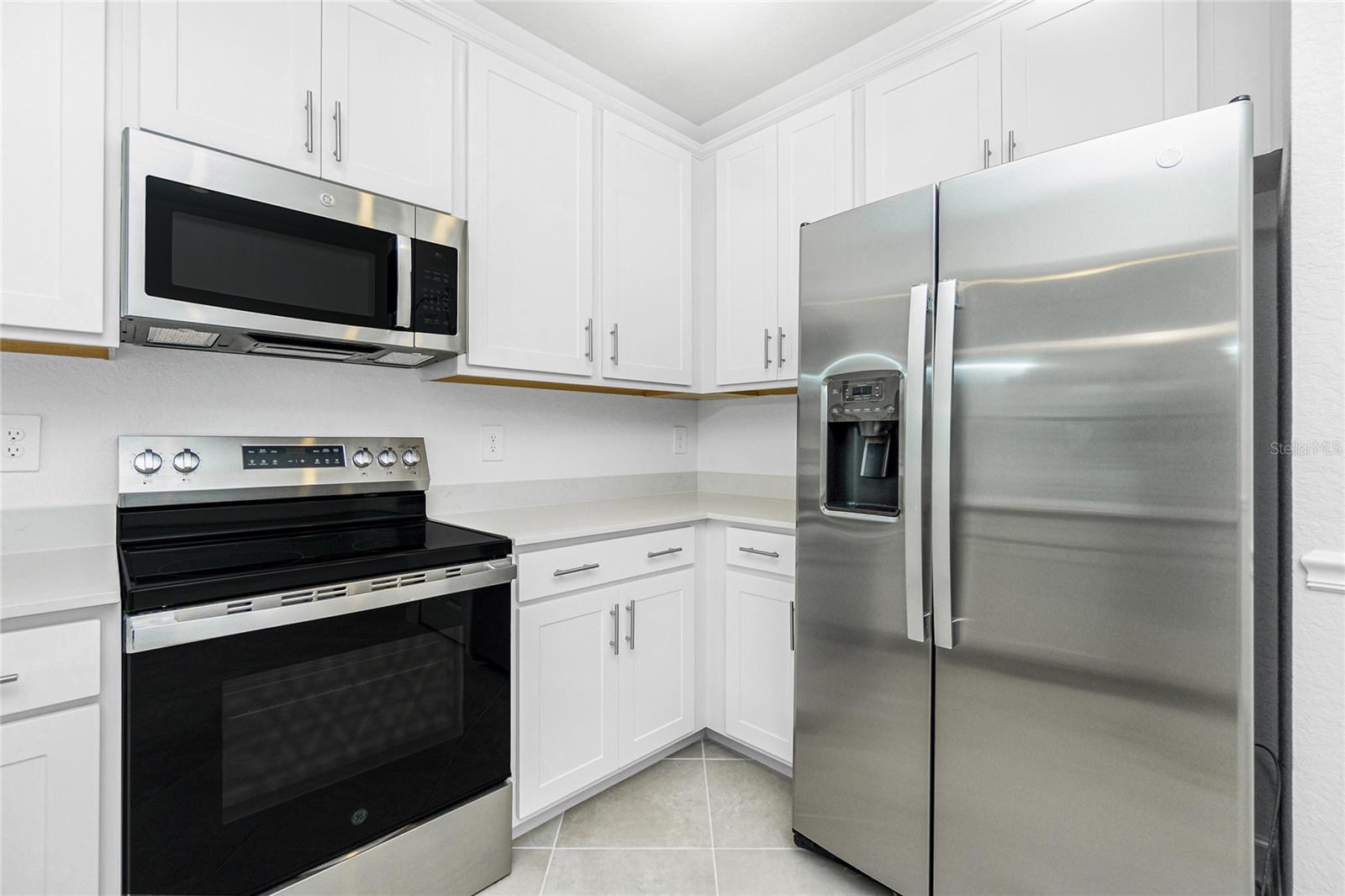 Image 5 of 32 For 8662 Saint Kitts Circle