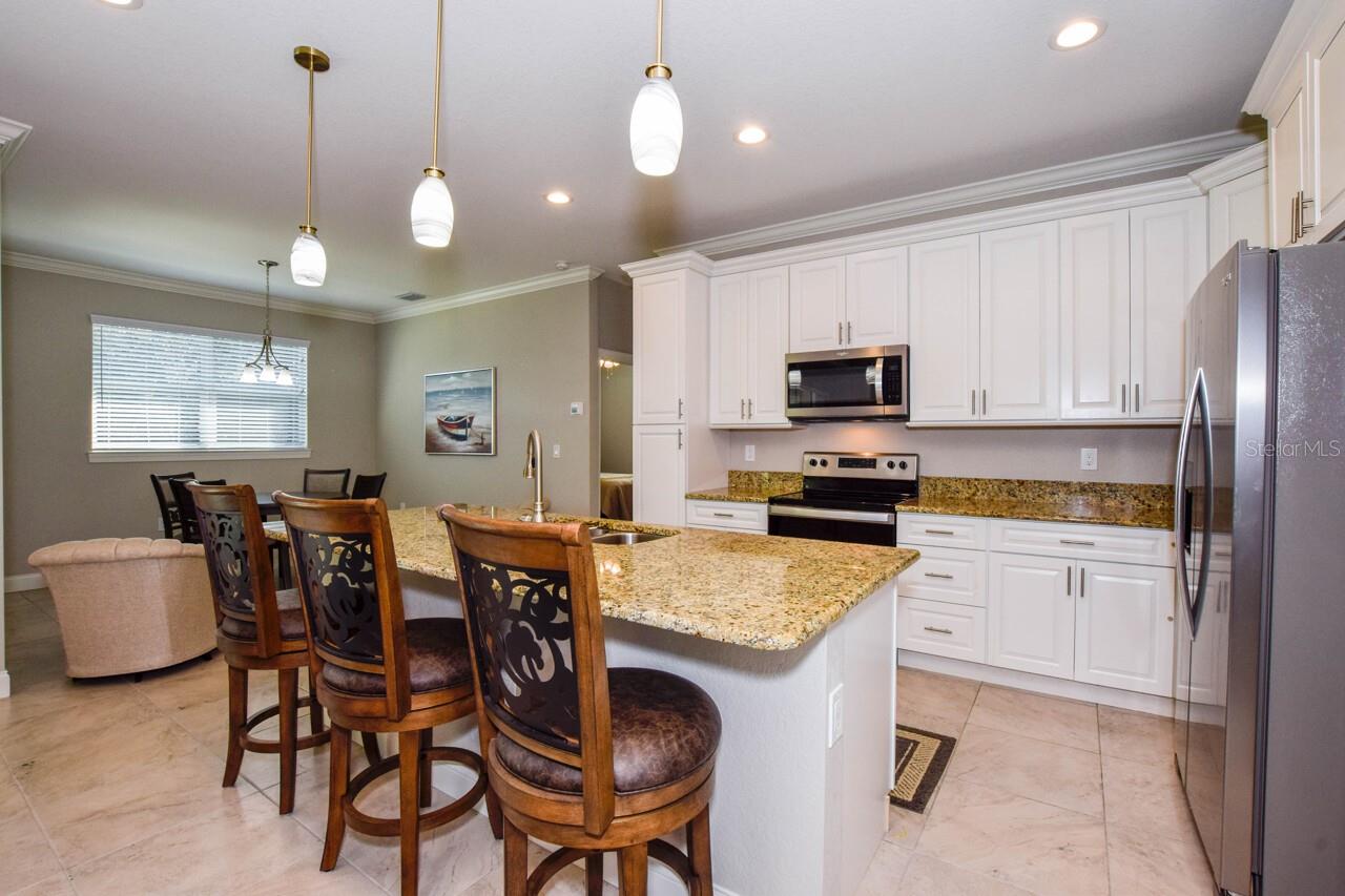 Image 11 of 31 For 1182 Yorkshire Street