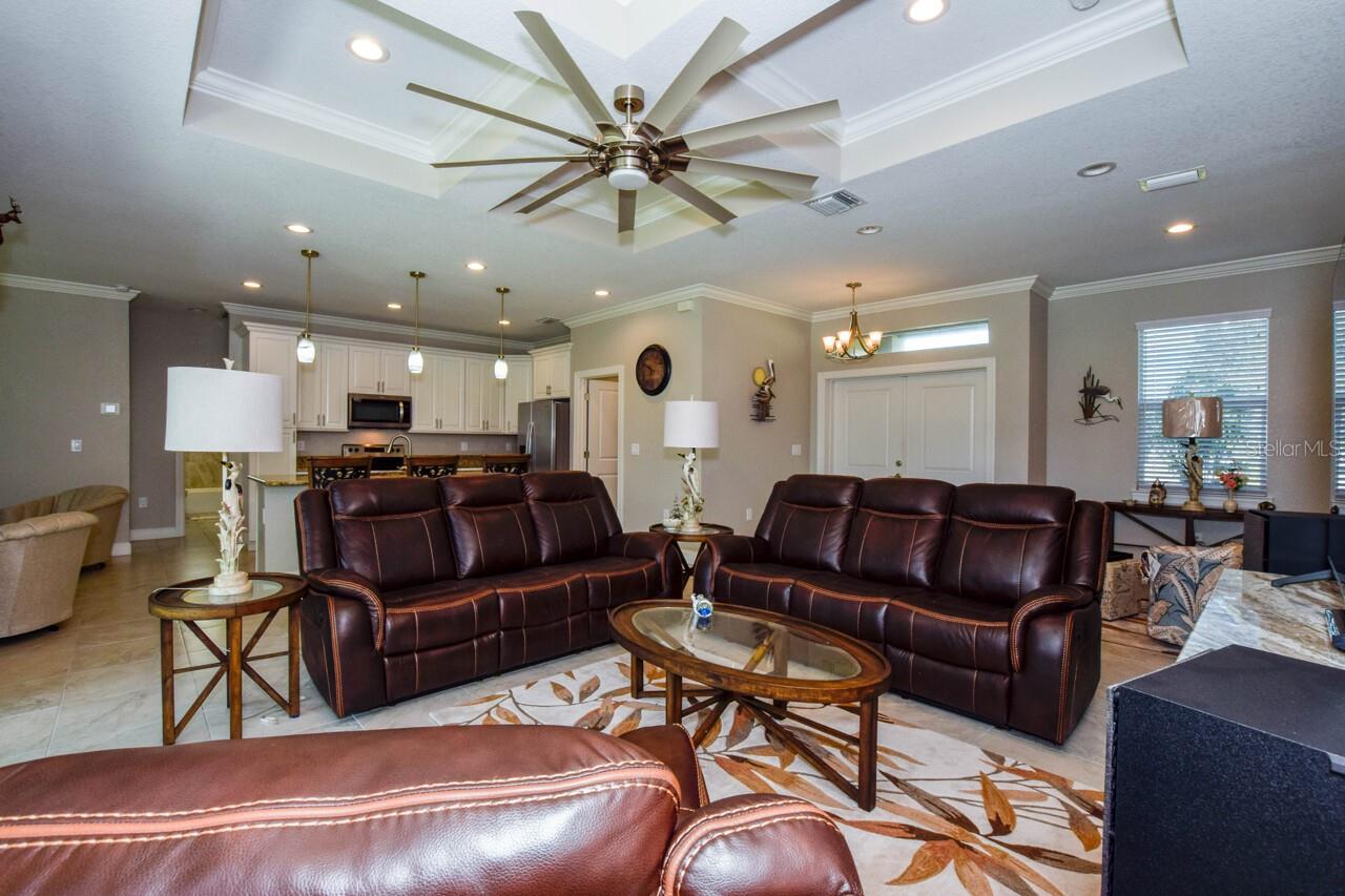 Image 7 of 31 For 1182 Yorkshire Street