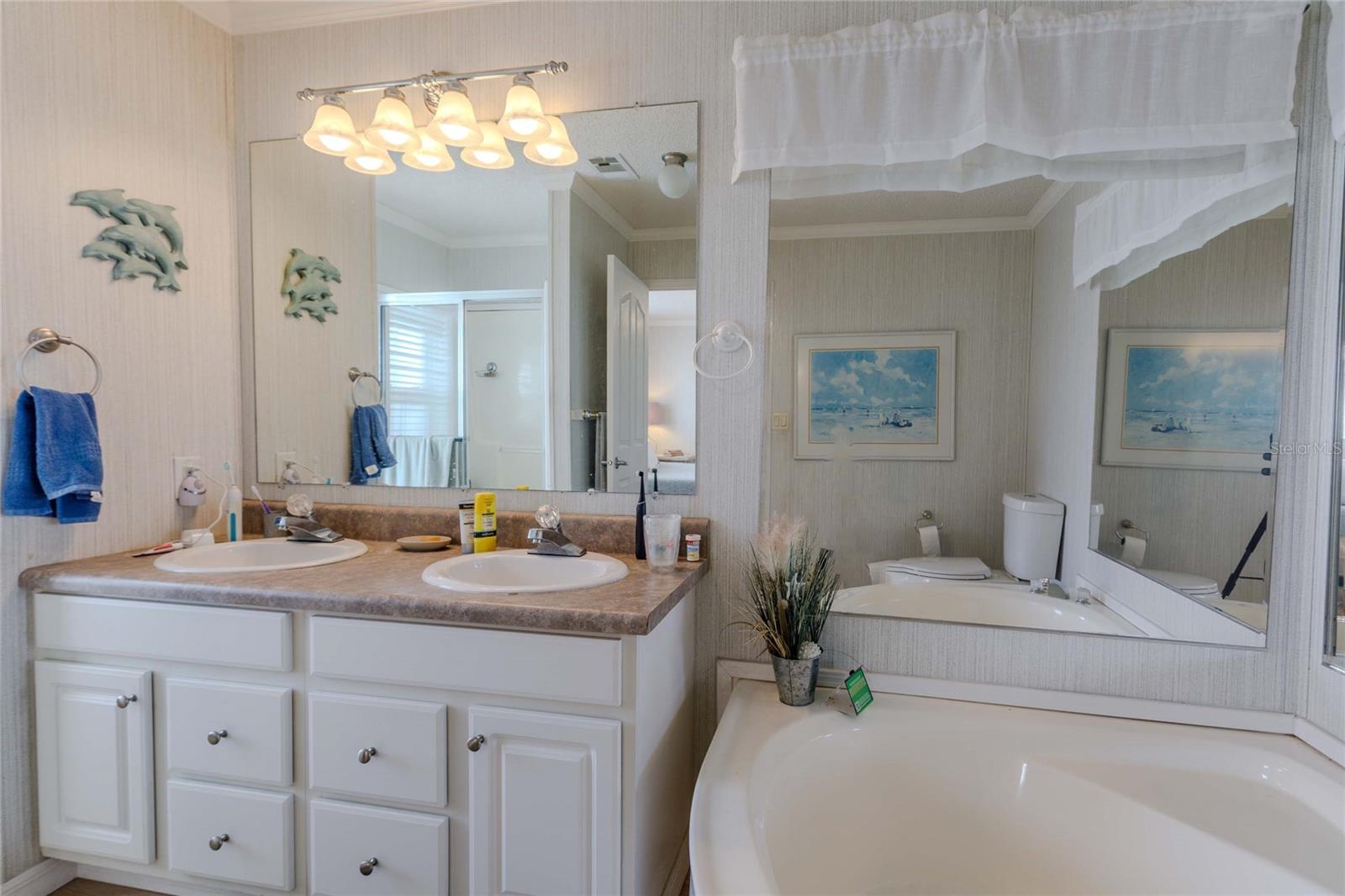 Image 19 of 86 For 2100 Kings Highway 376