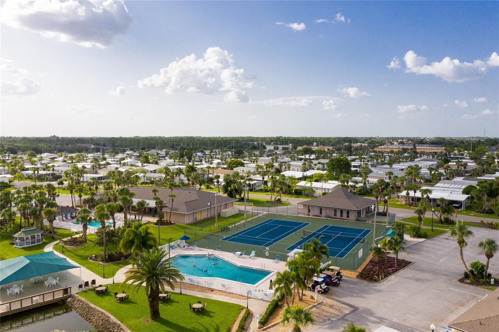 Image 37 of 86 For 2100 Kings Highway 376