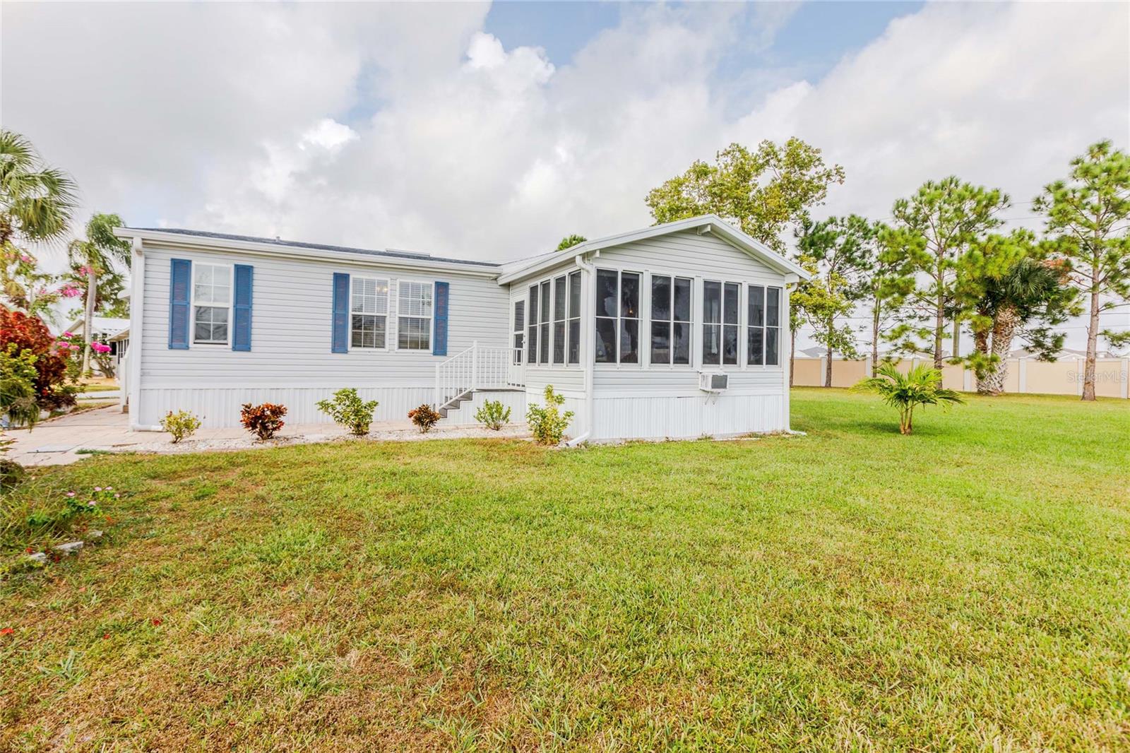 Image 5 of 86 For 2100 Kings Highway 376