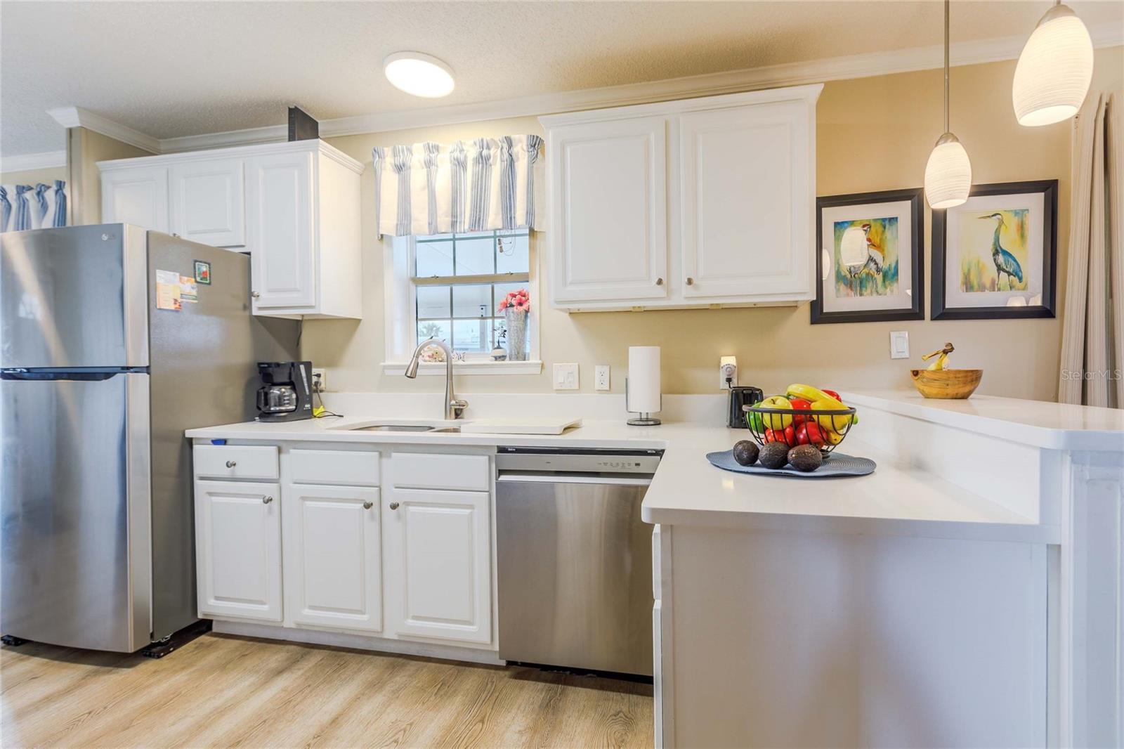 Image 8 of 86 For 2100 Kings Highway 376