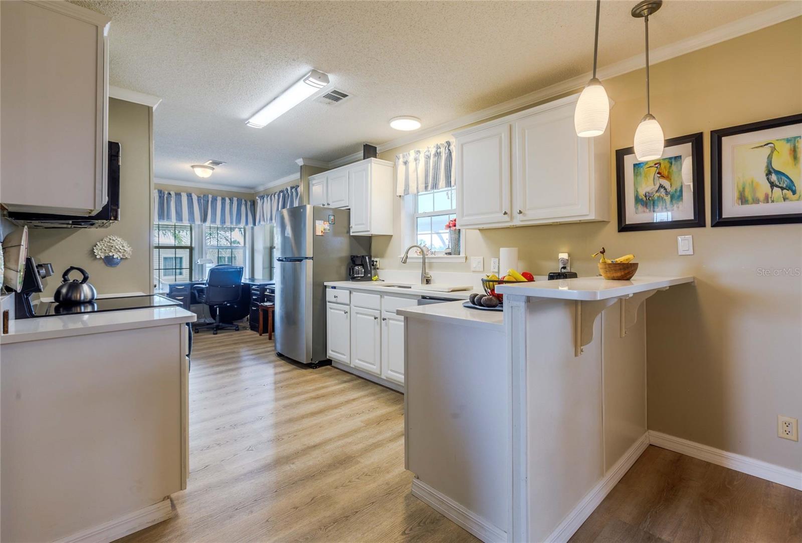 Image 9 of 86 For 2100 Kings Highway 376