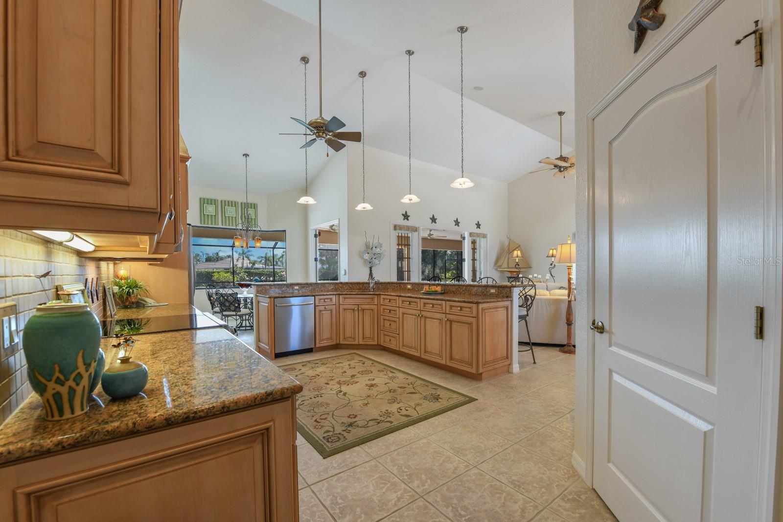 Image 13 of 72 For 3024 Big Bend Circle