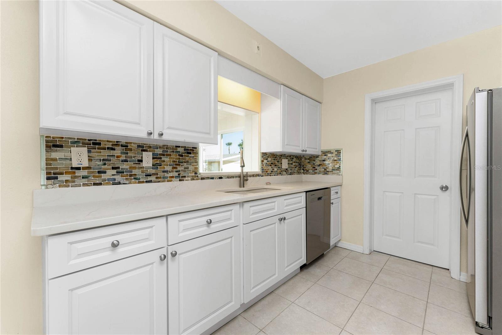 Image 18 of 70 For 1447 Lemon Bay Drive