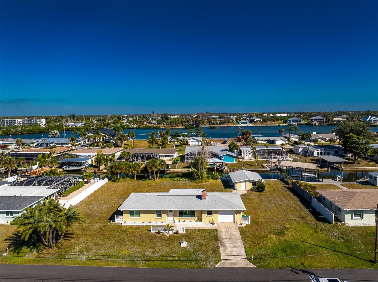 Image 55 of 70 For 1447 Lemon Bay Drive