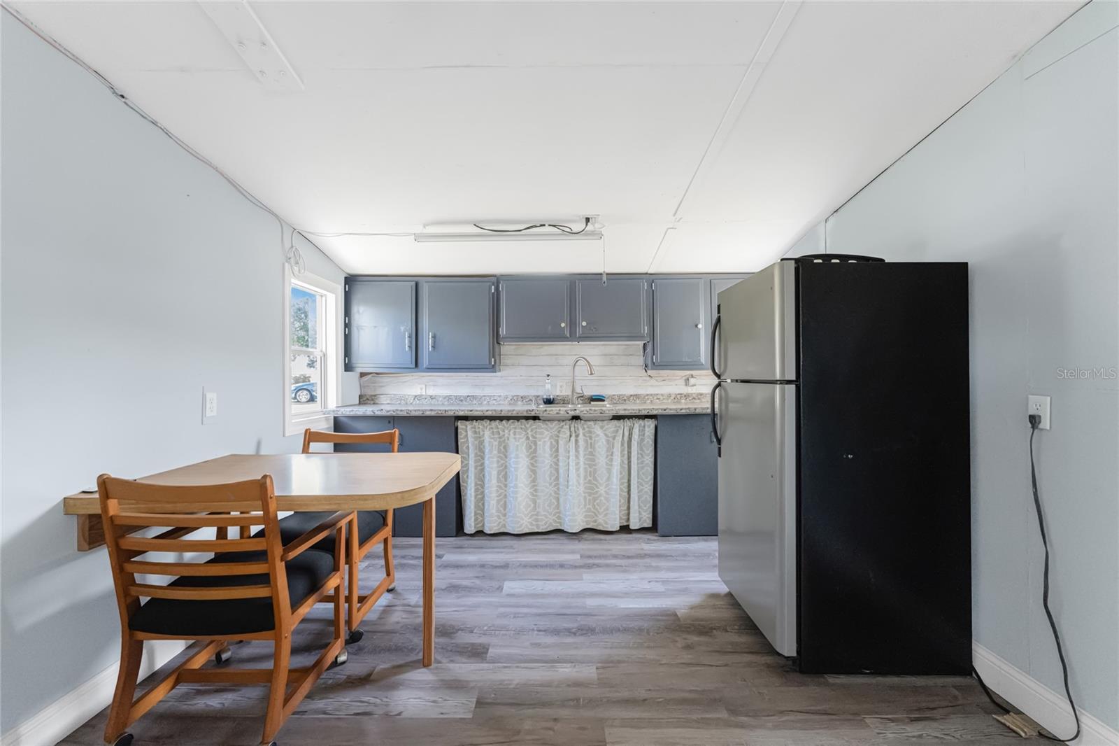 Image 33 of 61 For 11916 Newman Terrace