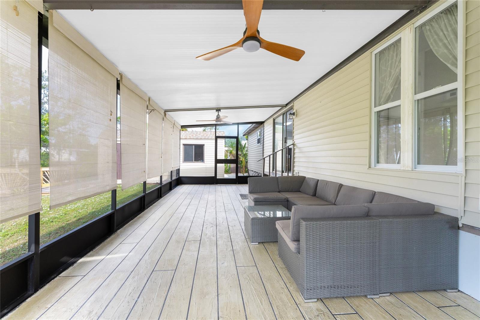 Image 41 of 54 For 15430 Olive Circle