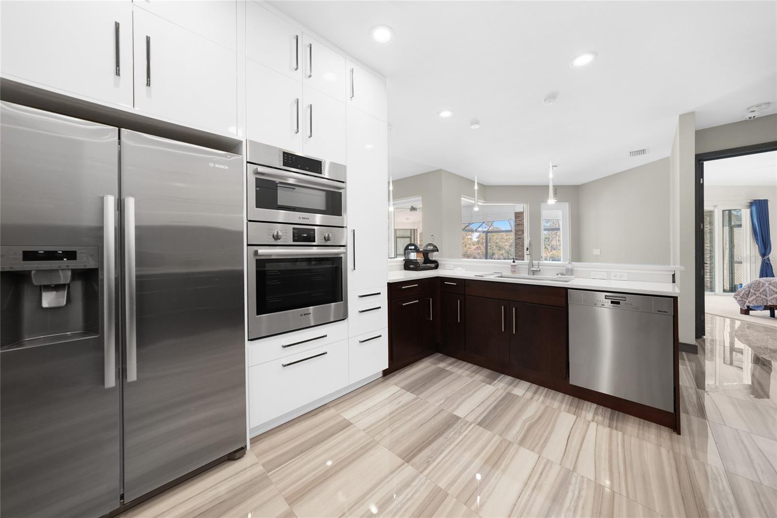 Image 13 of 36 For 13295 Eisenhower Drive