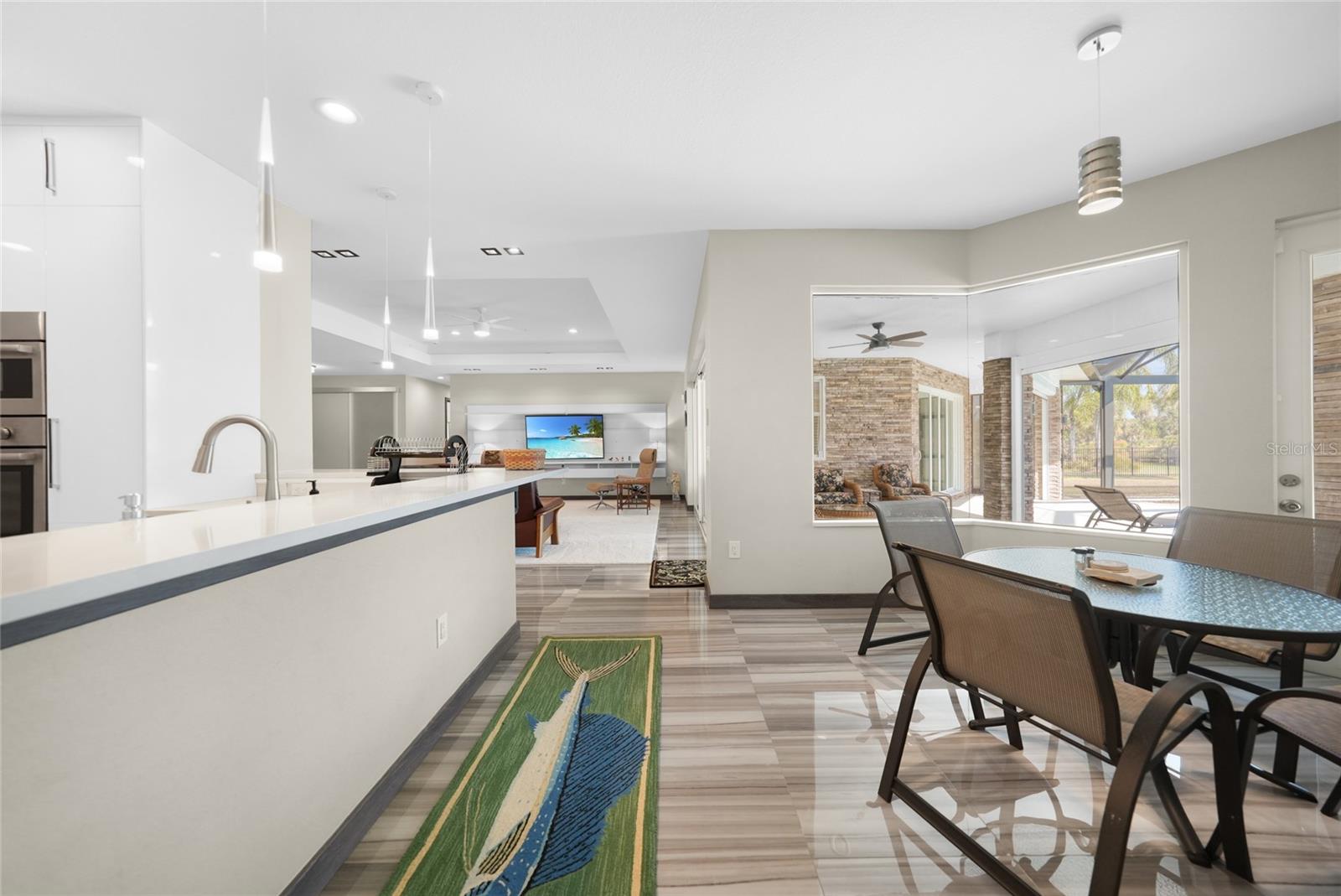 Image 14 of 36 For 13295 Eisenhower Drive