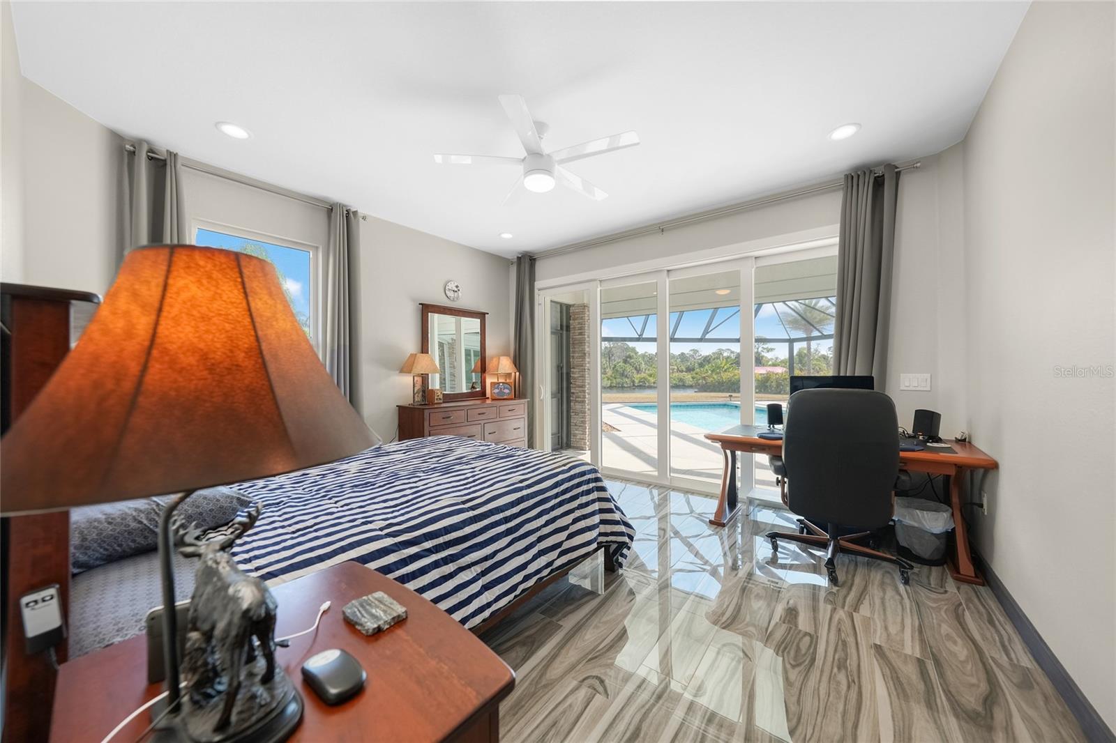 Image 19 of 36 For 13295 Eisenhower Drive