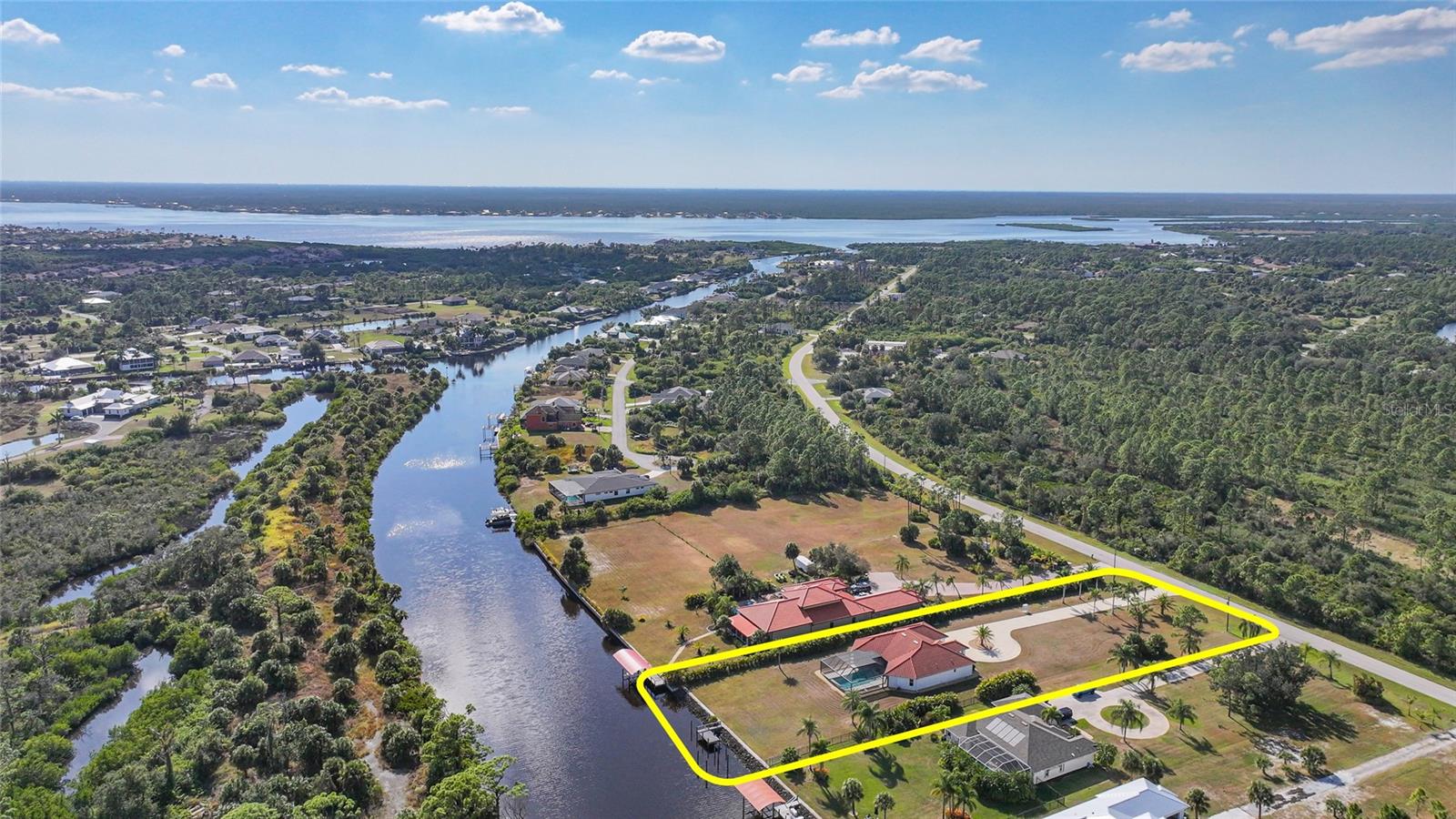 Image 3 of 36 For 13295 Eisenhower Drive