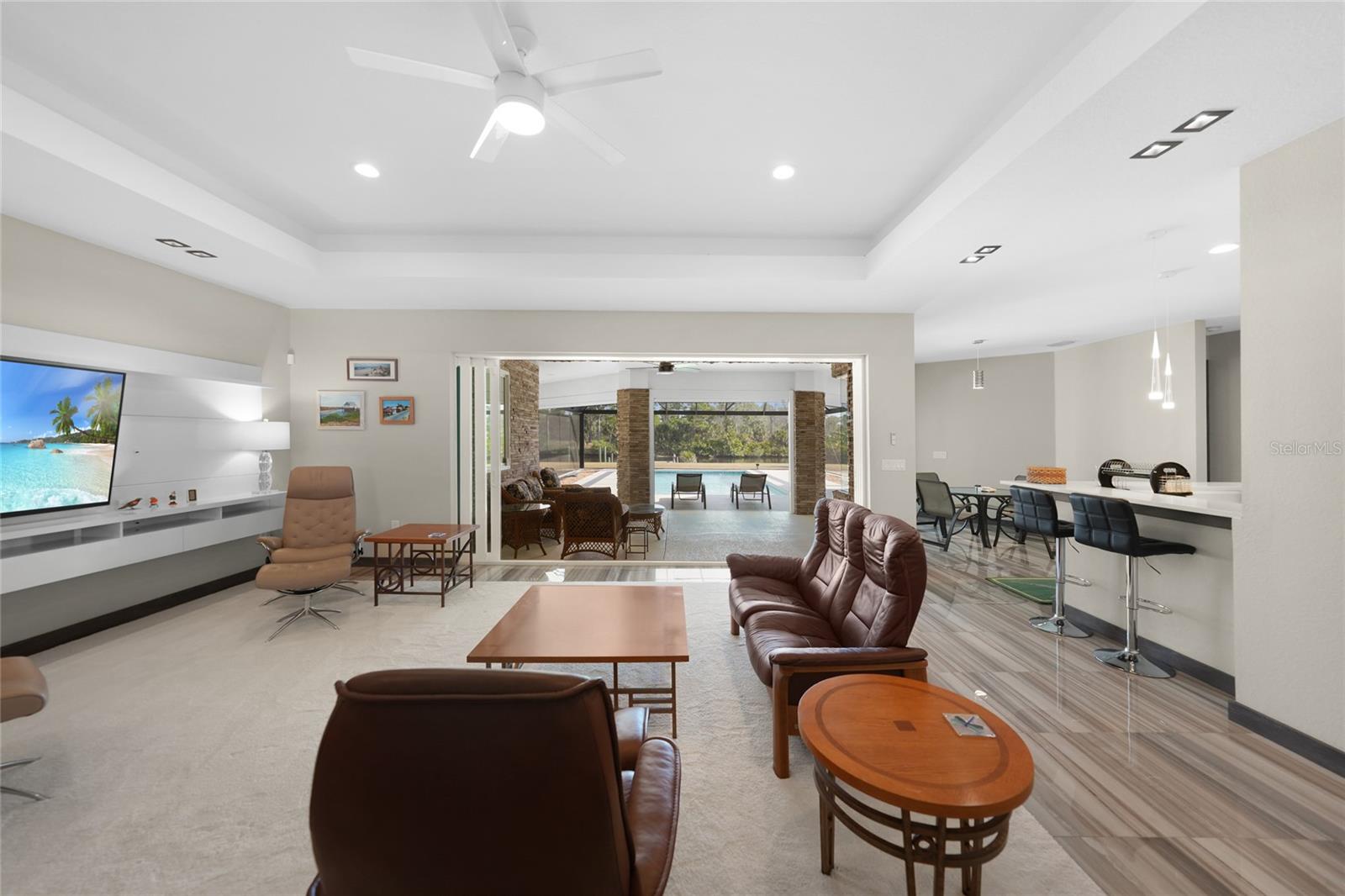 Image 7 of 36 For 13295 Eisenhower Drive