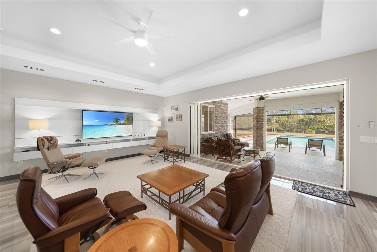 Image 8 of 36 For 13295 Eisenhower Drive