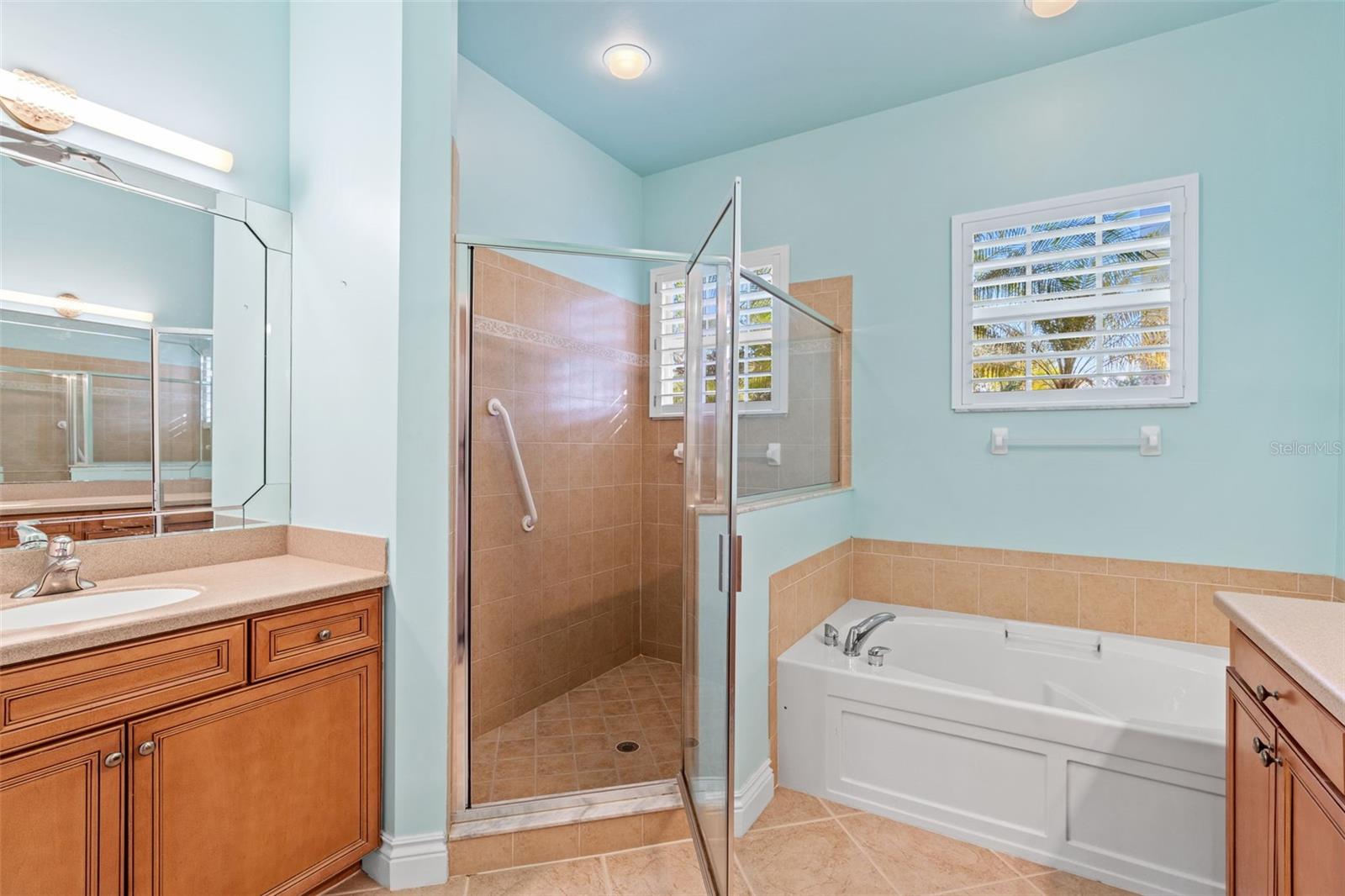 Image 23 of 31 For 8429 Laurel Lakes Boulevard