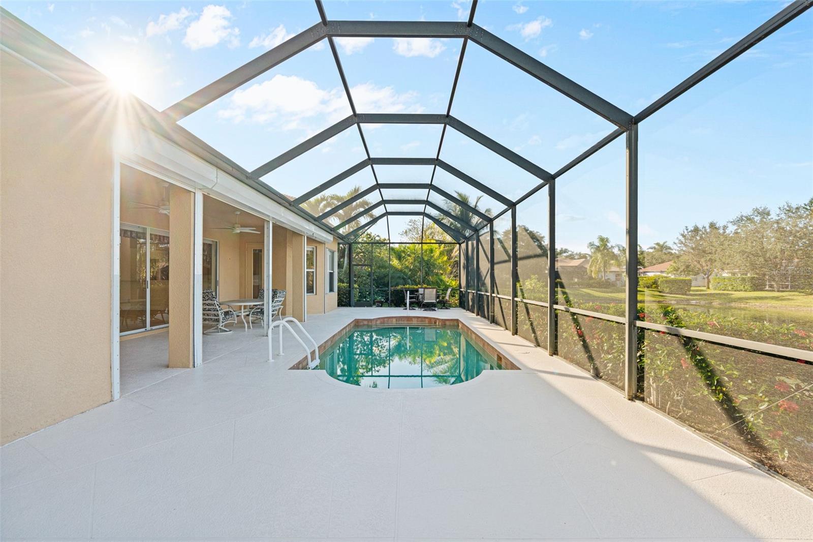 Image 27 of 31 For 8429 Laurel Lakes Boulevard