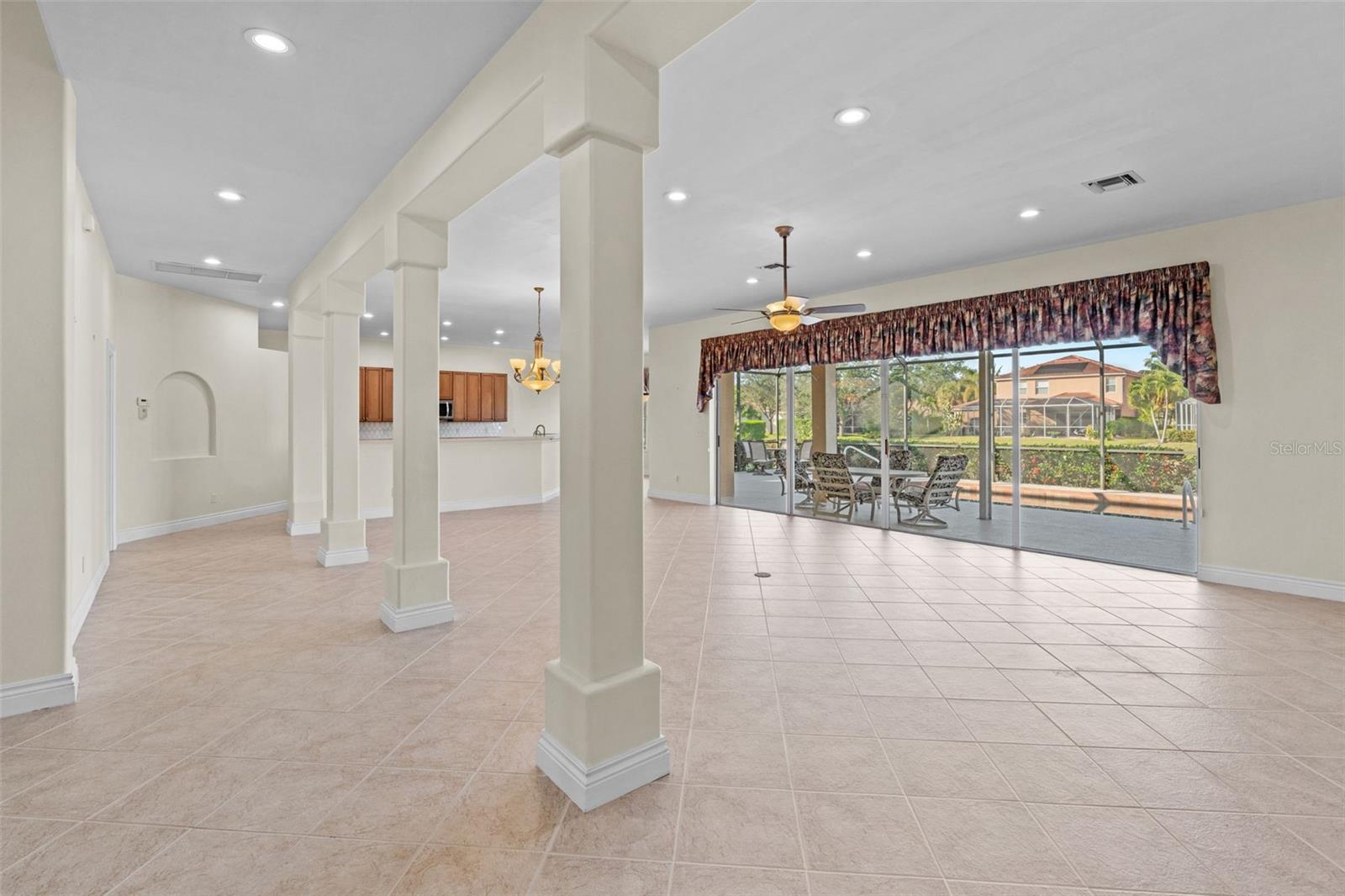 Image 3 of 31 For 8429 Laurel Lakes Boulevard