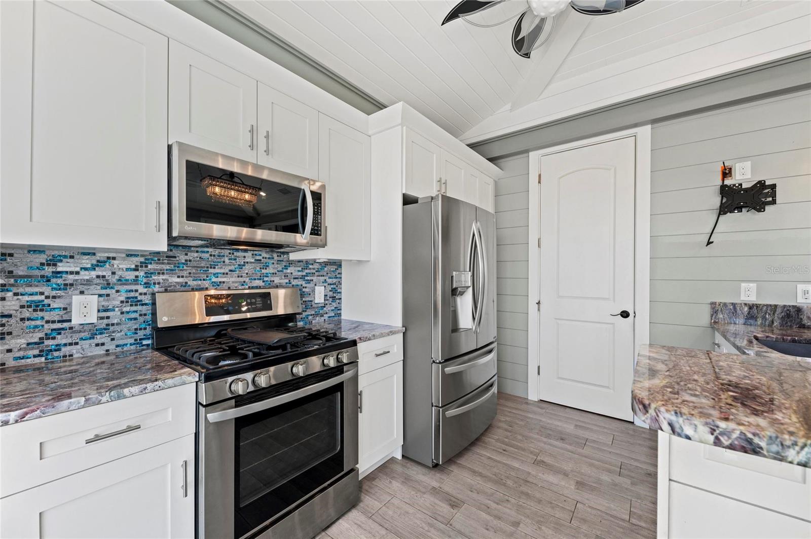 Image 11 of 47 For 8239 Sand Crane Circle Lot 11