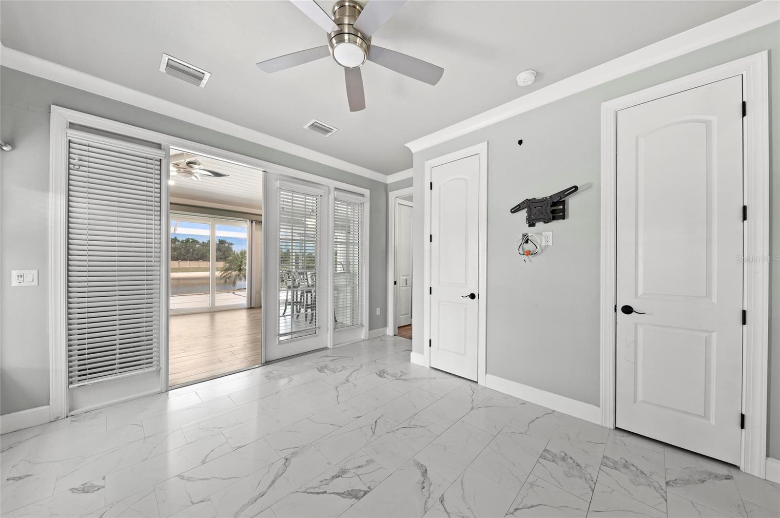 Image 18 of 47 For 8239 Sand Crane Circle Lot 11