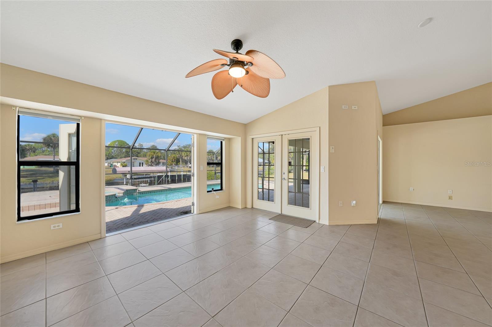 Image 14 of 44 For 75 Hoffer Street