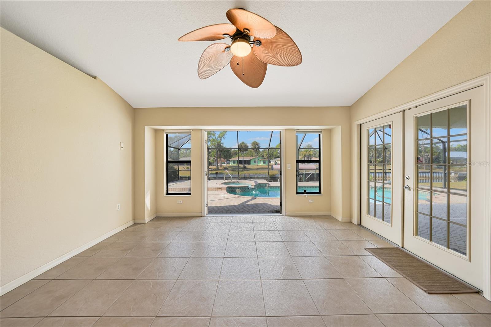 Image 15 of 44 For 75 Hoffer Street