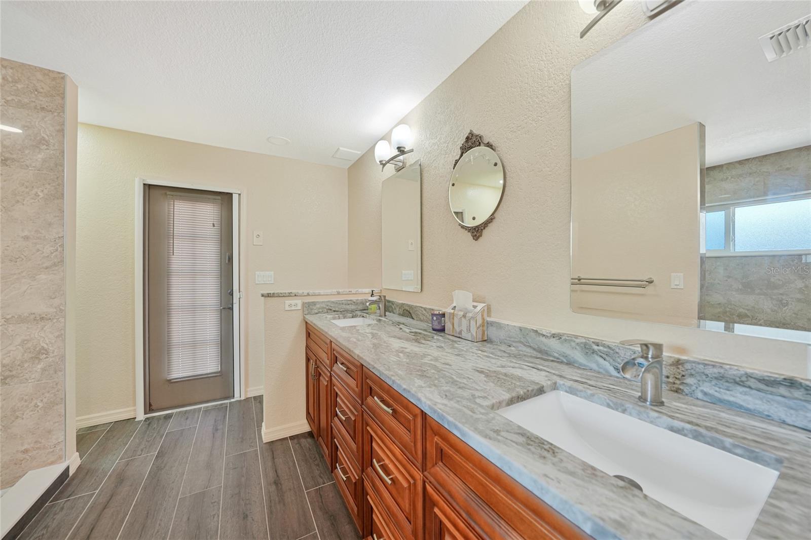 Image 27 of 44 For 75 Hoffer Street