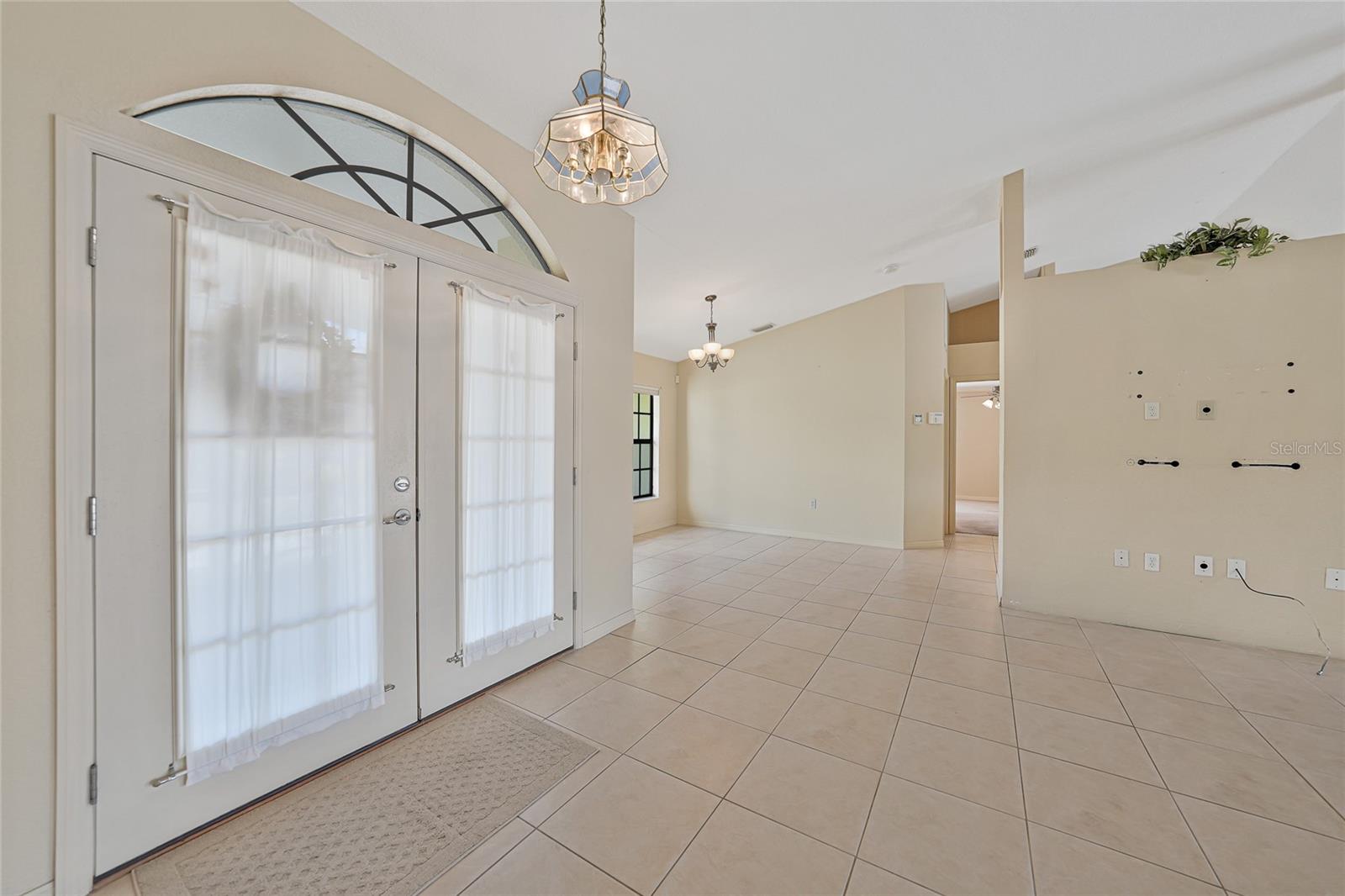 Image 5 of 44 For 75 Hoffer Street