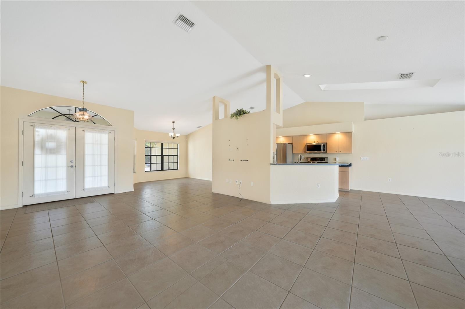 Image 9 of 44 For 75 Hoffer Street