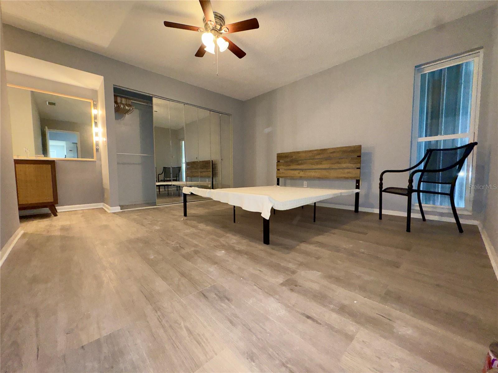 Image 15 of 34 For 13543 Longwood Avenue