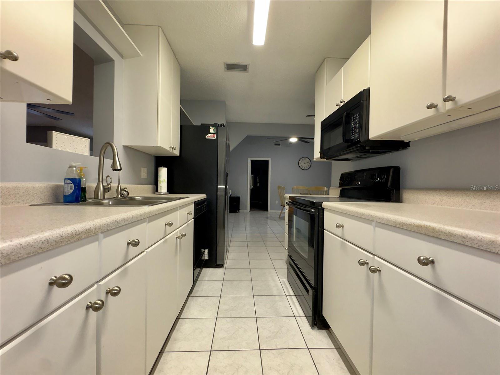 Image 9 of 34 For 13543 Longwood Avenue