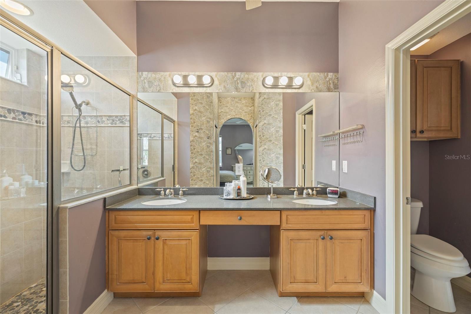 Image 26 of 57 For 4352 English Turn Way