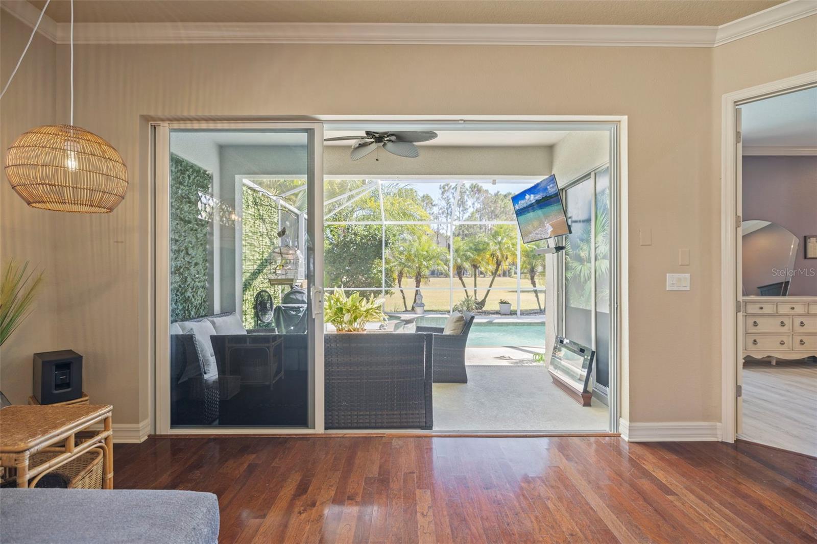 Image 29 of 57 For 4352 English Turn Way