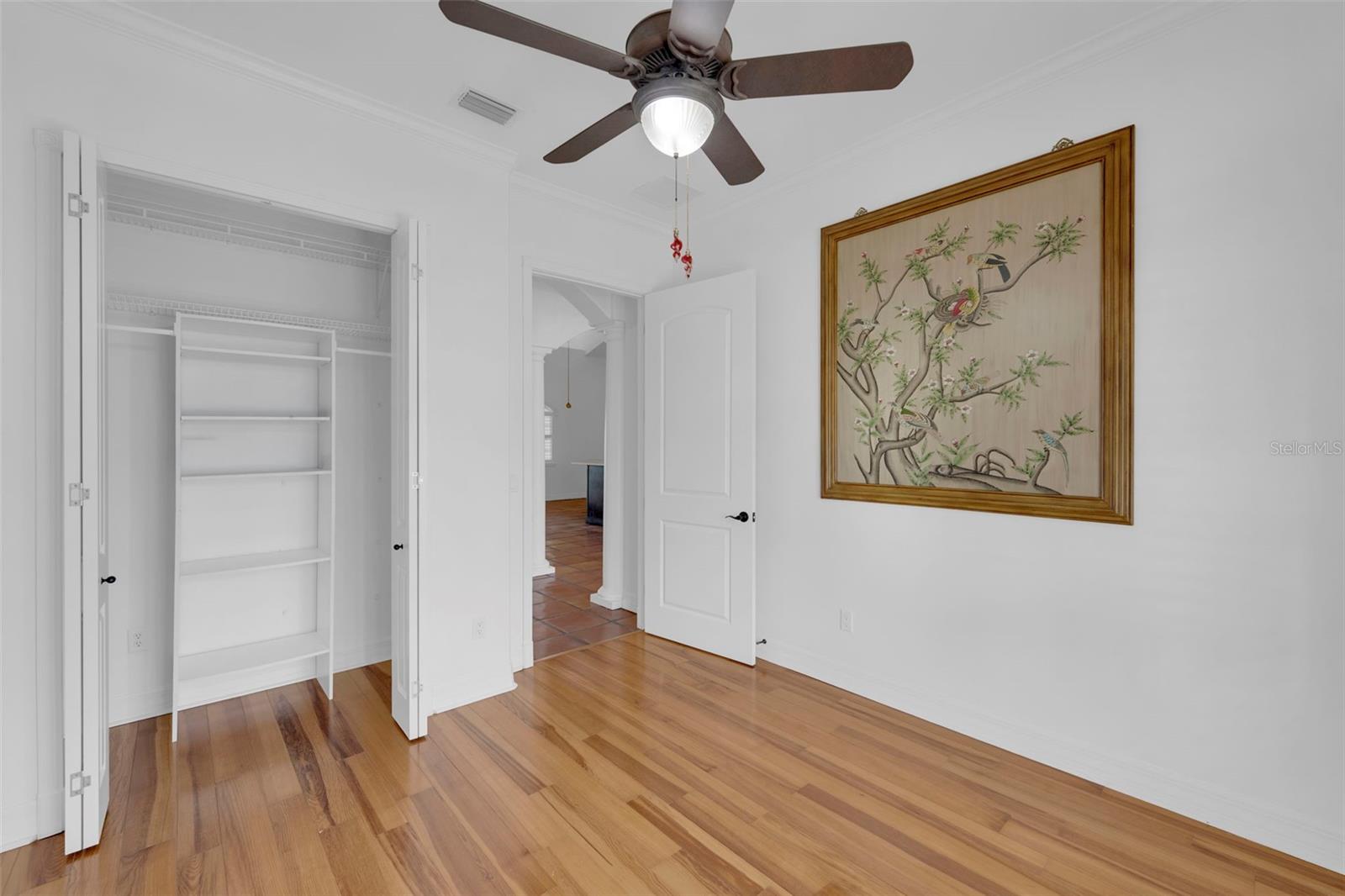 Image 18 of 41 For 8642 Lake Circle