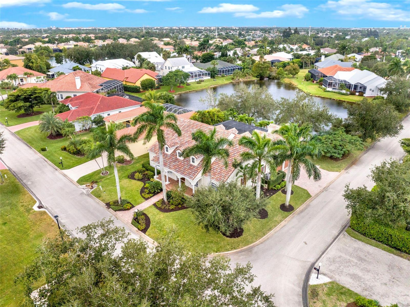 Image 44 of 48 For 8642 Lake Circle