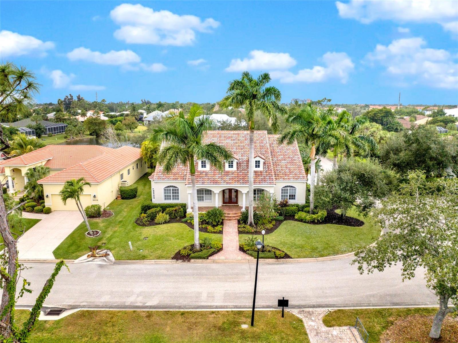 Image 45 of 48 For 8642 Lake Circle