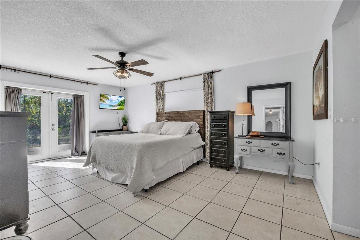 Image 18 of 35 For 26169 Madras Court