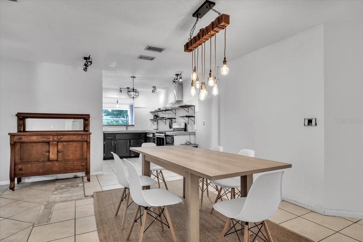 Image 7 of 35 For 26169 Madras Court